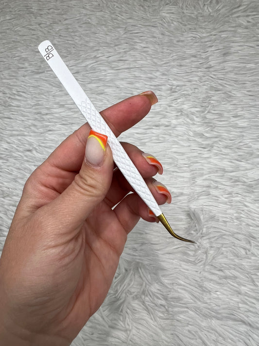 Curved Fiber Tip Lash Tweezers 14.5 cm
